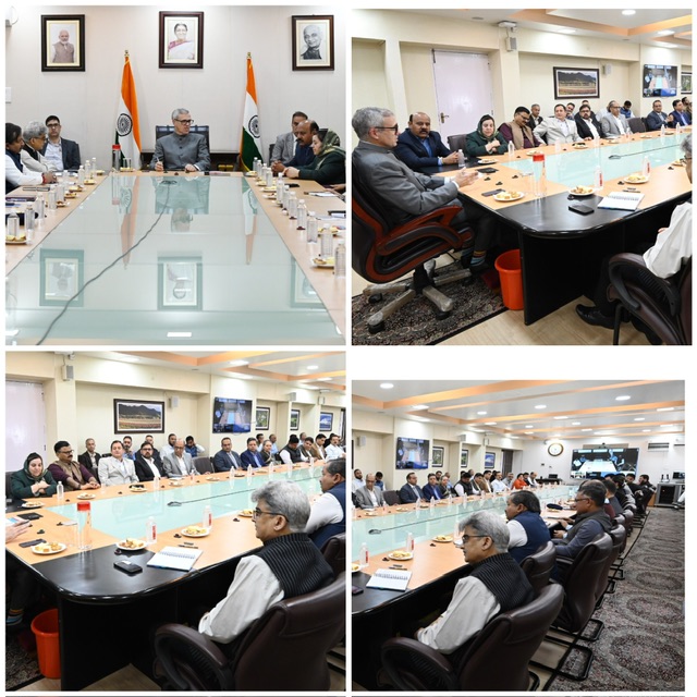CM Omar Abdullah Stresses Urgent Implementation of Budget and Visible Governance in J&K