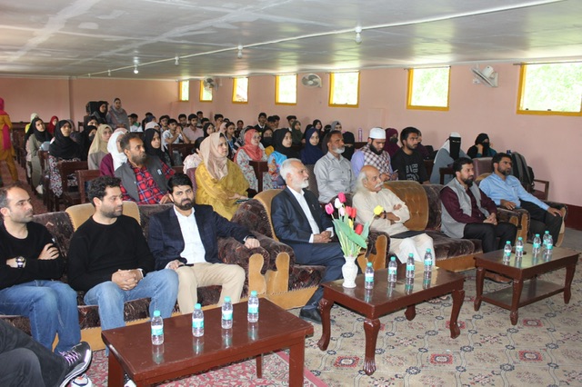 Prof. H.C. Verma Inspires Kashmir Students at SSM Srinagar with Powerful Message on Real Education and Purpose